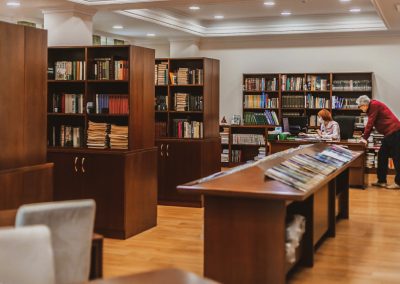 Библиотека в санатории Заря в городе Кисловодске - фотография