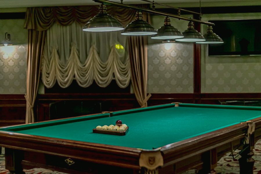 Бильярд в санатории Заря в городе Кисловодске - фотография