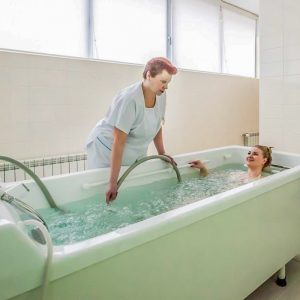 Подводный душ массаж в санатории Заря в городе Кисловодске - фотография