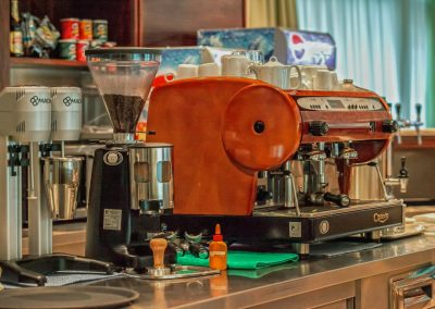 Лобби бар в санатории Заря в городе Кисловодске - фотография