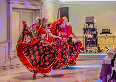 Танцевальное шоу в санатории Заря в городе Кисловодске - фотография