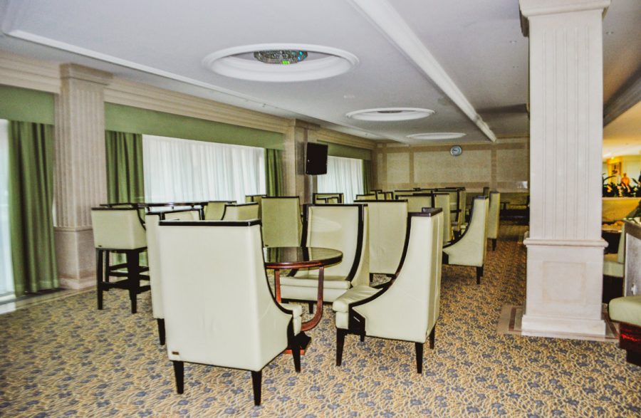 Лобби бар в санатории Заря в городе Кисловодске - фотография