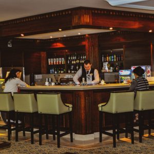 Лобби бар в санатории Заря в городе Кисловодске - фотография