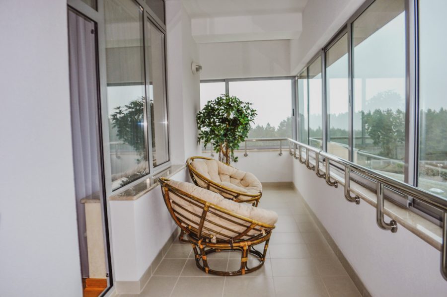 Двухкомнатный люкс в санатории Заря в городе Кисловодске - фотография