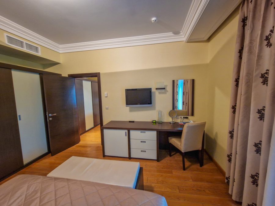 Двухкомнатный люкс в санатории Заря в городе Кисловодске - фотография