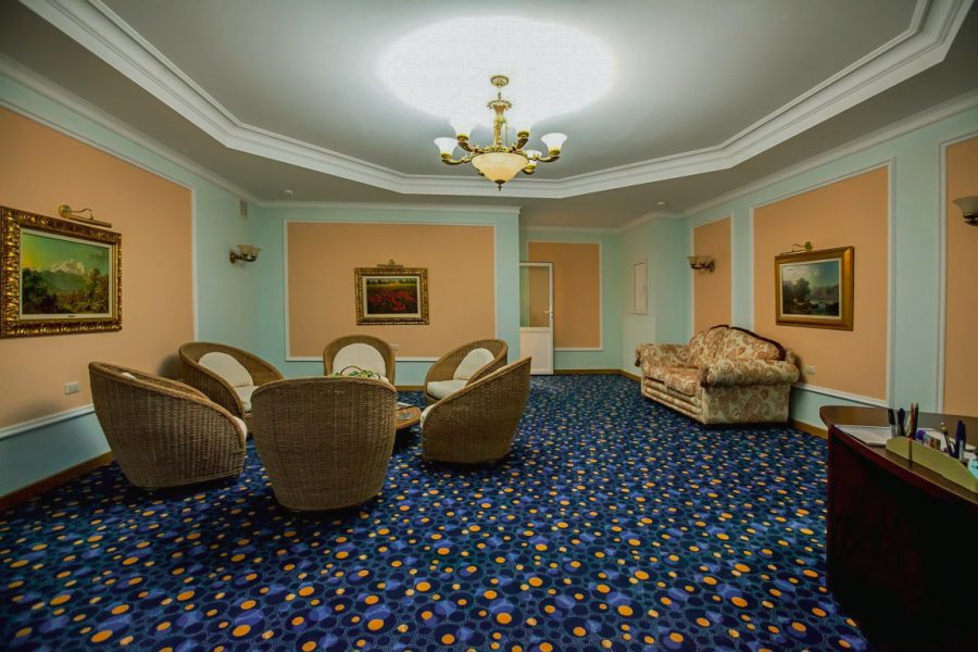 Холл сауны в санатории Заря в городе Кисловодске - фотография