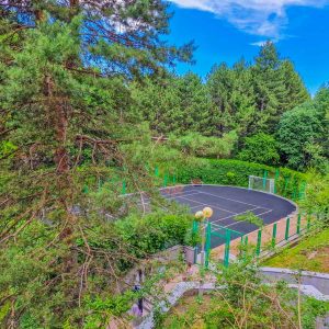 Спортплощадка в санатории Заря в городе Кисловодске - фотография