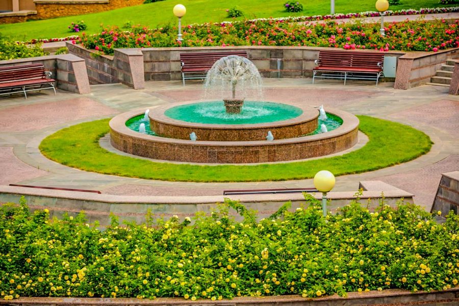 Фонтан в санатории Заря в городе Кисловодске - фотография