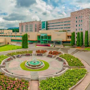 Фонтан в санатории Заря в городе Кисловодске - фотография